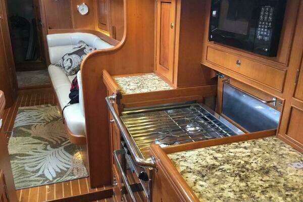 Hylas 46 Yacht For Sale