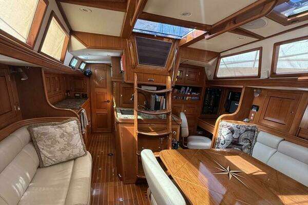 Hylas 46 Yacht For Sale