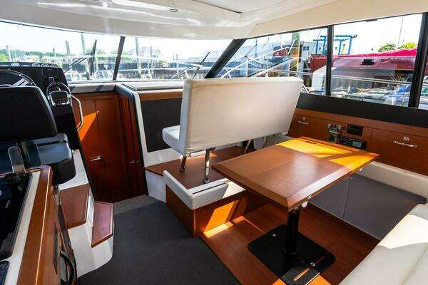 Jeanneau NC 11 Yacht For Sale