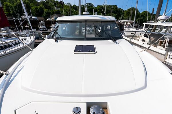 AMI KIDS 36ft Jeanneau Yacht For Sale