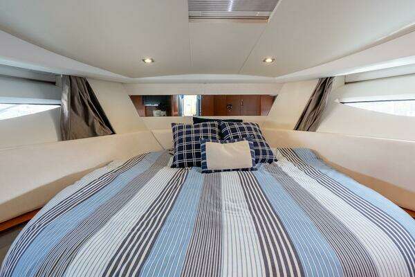 Jeanneau NC 11 Yacht For Sale