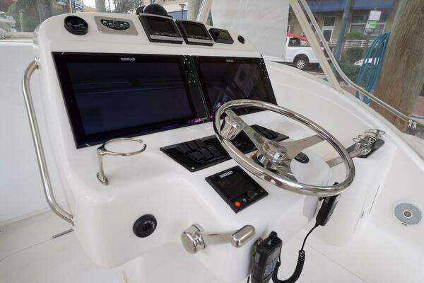 Out Island SeaTek 36 Express Yacht For Sale