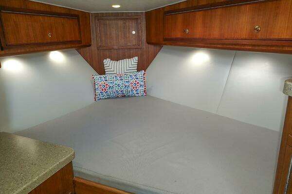 Out Island SeaTek 36 Express Yacht For Sale