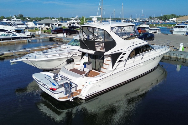 56ft Sea Ray Yacht For Sale