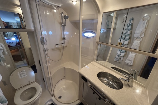 56ft Sea Ray Yacht For Sale