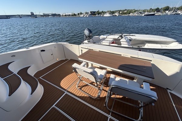 56ft Sea Ray Yacht For Sale