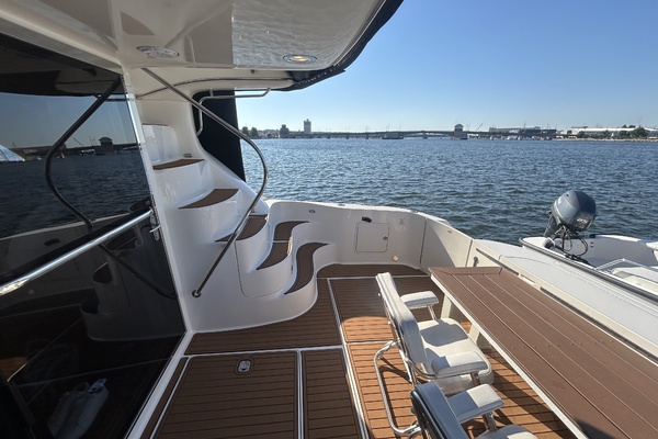 56ft Sea Ray Yacht For Sale