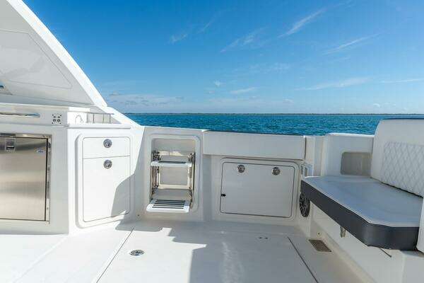 World Cat 400 DC-X Yacht For Sale