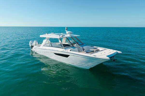 World Cat 400 DC-X Yacht For Sale