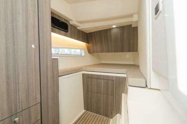 World Cat 400 DC-X Yacht For Sale