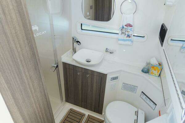 World Cat 400 DC-X Yacht For Sale