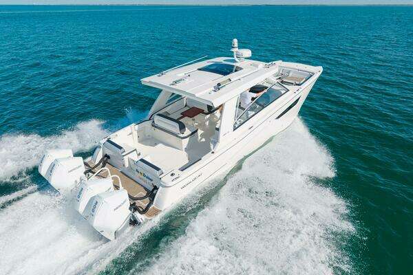 World Cat 400 DC-X Yacht For Sale