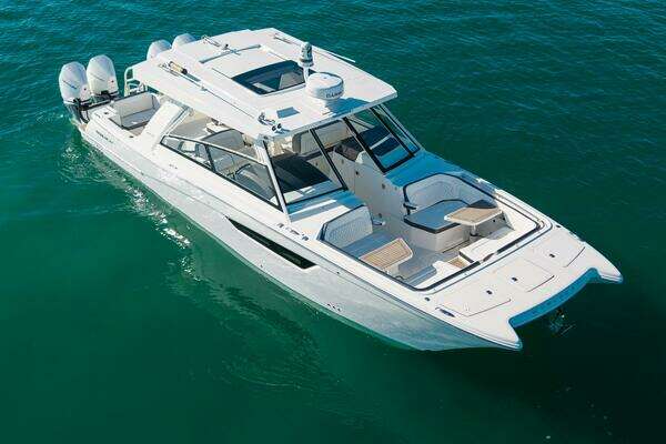 World Cat 400 DC-X Yacht For Sale