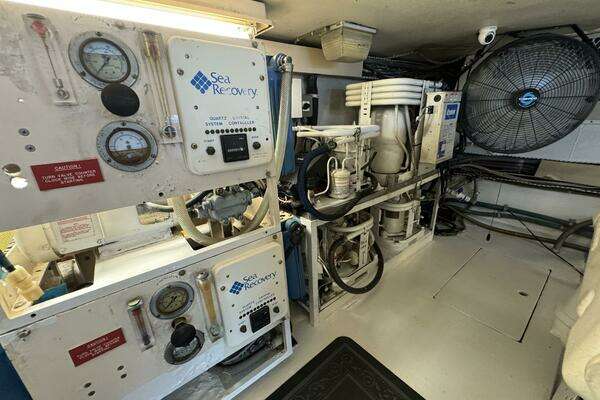 Viking 58 Convertible Yacht For Sale