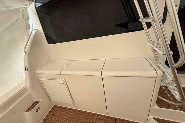 Ocean Yachts 46 Super Sport Yacht For Sale