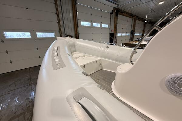 19ft Paradise Powerboats Yacht For Sale