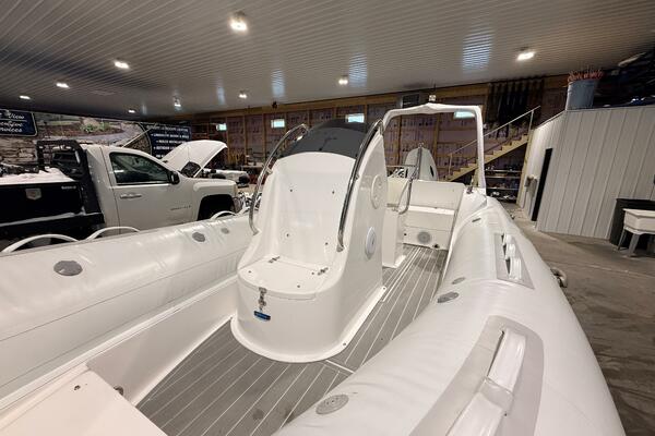 19ft Paradise Powerboats Yacht For Sale