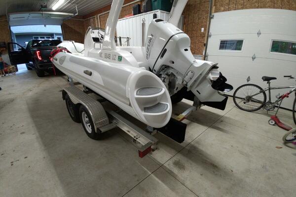 19ft Paradise Powerboats Yacht For Sale