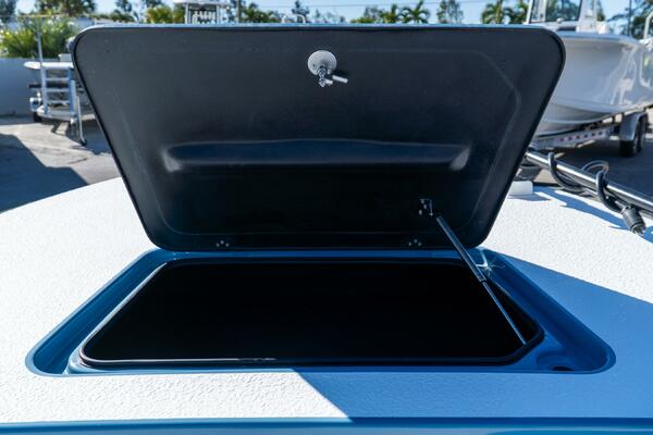 22ft SCB Yacht For Sale