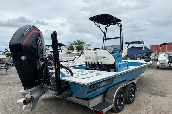 22ft SCB Yacht For Sale