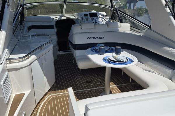 38ft Fountain Yacht For Sale