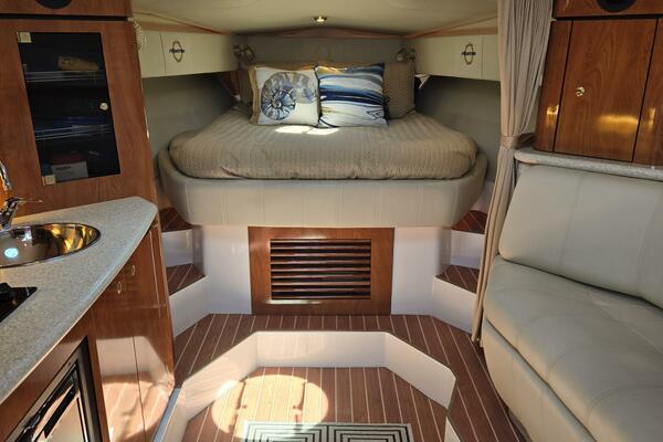 38ft Fountain Yacht For Sale
