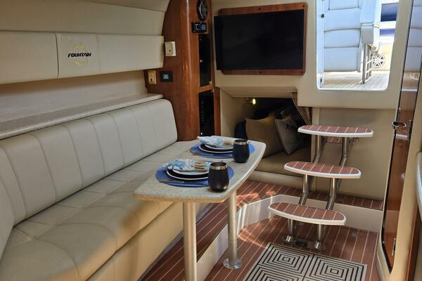 38ft Fountain Yacht For Sale