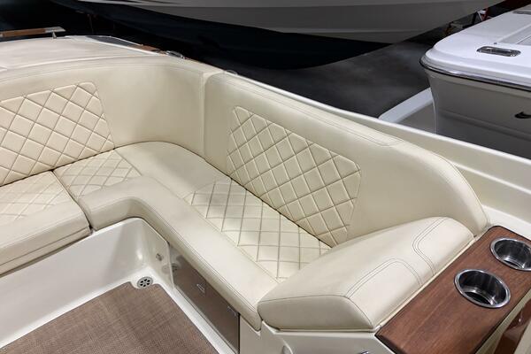 28ft Chris Craft Yacht For Sale