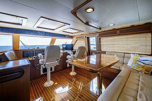 Marlow Explorer 66E Yacht For Sale