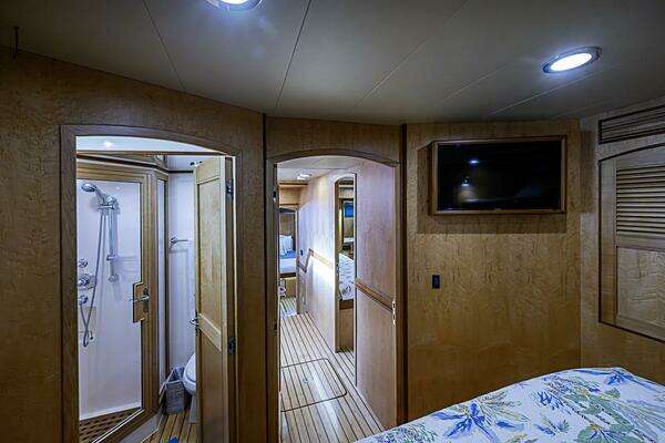 Marlow Explorer 66E Yacht For Sale