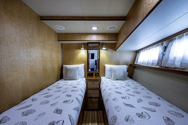 BEN S BARGE 66ft Marlow Yacht For Sale