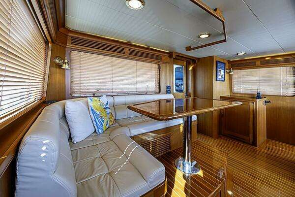 Marlow Explorer 66E Yacht For Sale