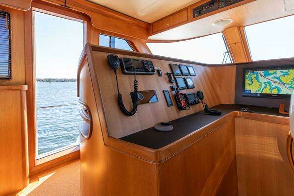 Marlow 72 E-CB Yacht For Sale
