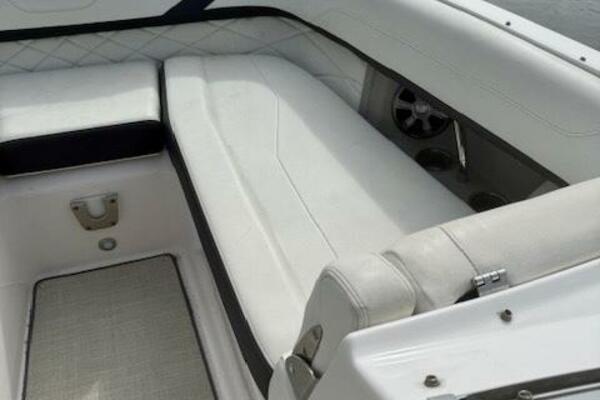 26ft Regal Yacht For Sale