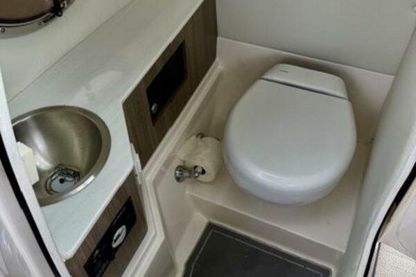 26ft Regal Yacht For Sale