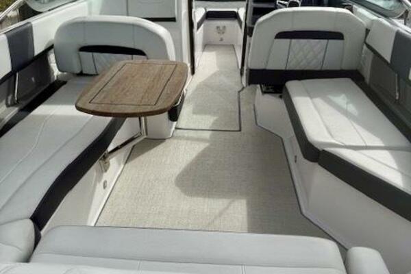 26ft Regal Yacht For Sale