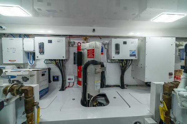 2025 Viking 58 Convertible GAME ON