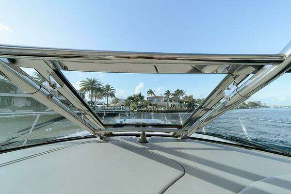 Sea Ray 44 Sundancer Yacht For Sale
