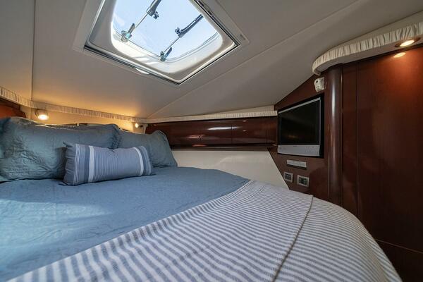 Le French Kiss 44ft Sea Ray Yacht For Sale
