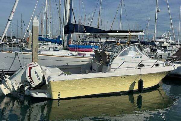 Pro-Line 2610 WA Yacht For Sale