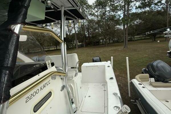 22ft ProKat Yacht For Sale