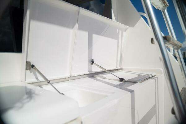 Egg Harbor 43 Sport Fisherman Yacht For Sale