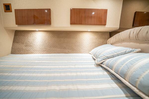 Manana 43ft Egg Harbor Yacht For Sale