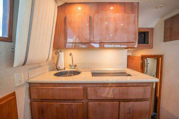 Egg Harbor 43 Sport Fisherman Yacht For Sale