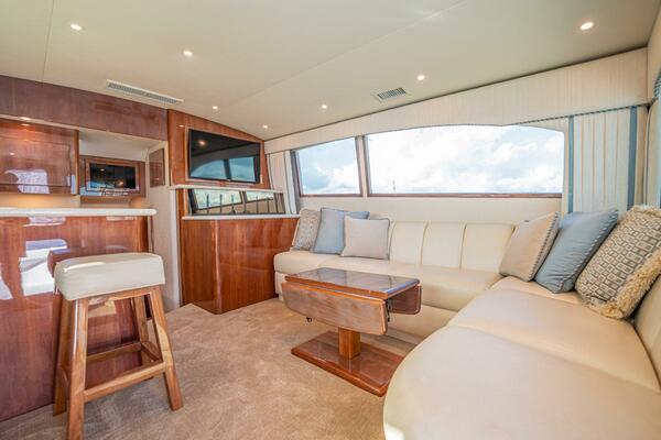 Manana 43ft Egg Harbor Yacht For Sale