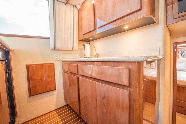 Egg Harbor 43 Sport Fisherman Yacht For Sale