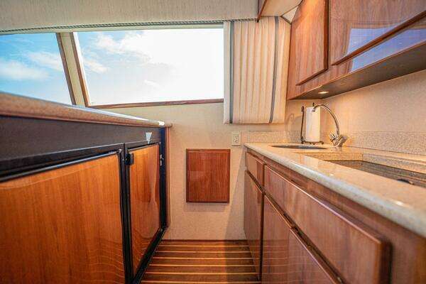 Egg Harbor 43 Sport Fisherman Yacht For Sale