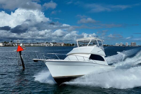 Manana 43ft Egg Harbor Yacht For Sale