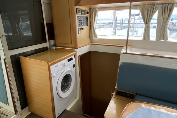 Pilgrim 39ft Lagoon Yacht For Sale