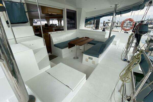 Lagoon 400 Yacht For Sale